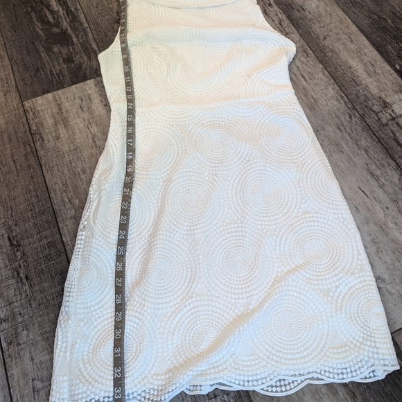 Trina Turk White Textured Mini Dress Size 2 - Picture 9 of 10